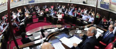 Cambiemos no cedió a las presiones del FR y se quedó con nueve comisiones